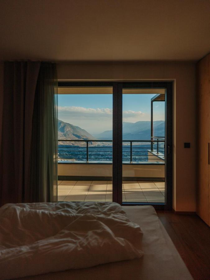 Culinaria Living Apartment Tirolo Exterior photo